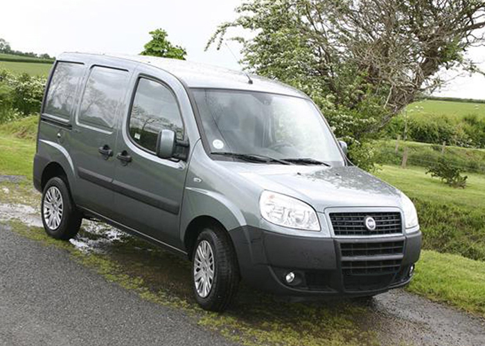 Fiat Doblo Pickup — pronájem Paskov